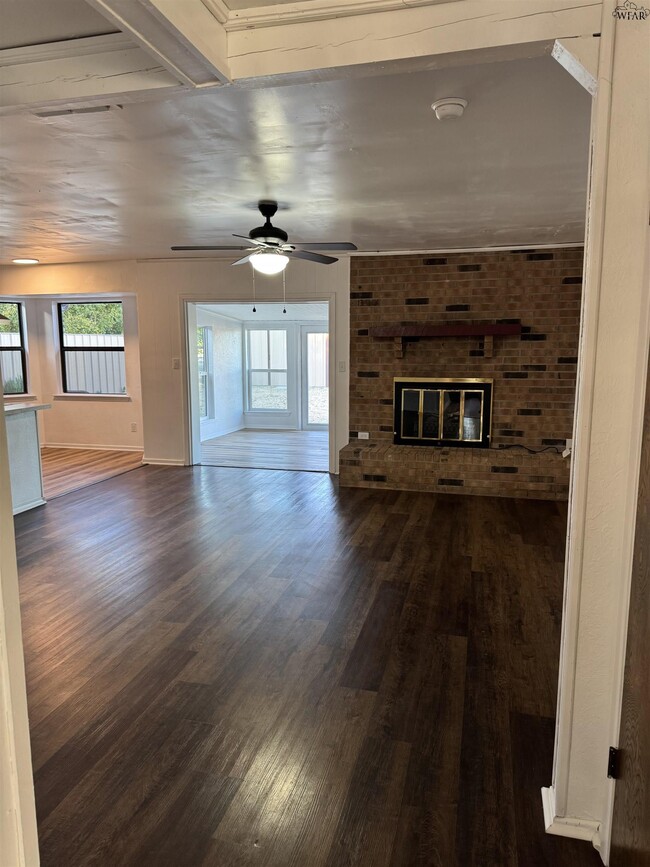 Building Photo - 2304 Tinker Trl