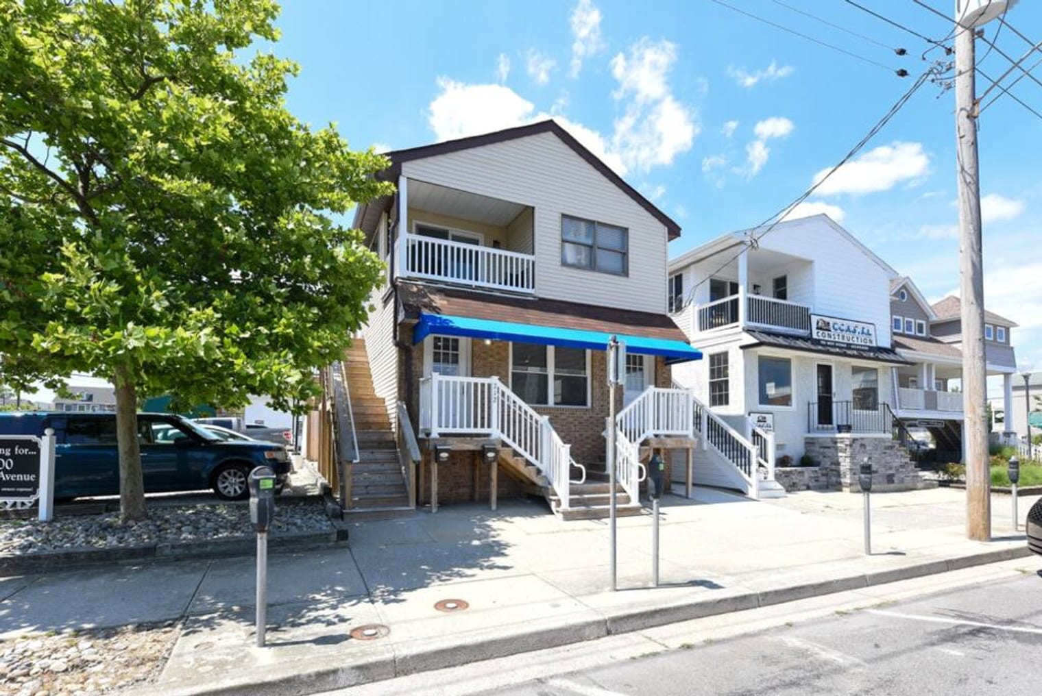 Building Photo - 714 West Ave