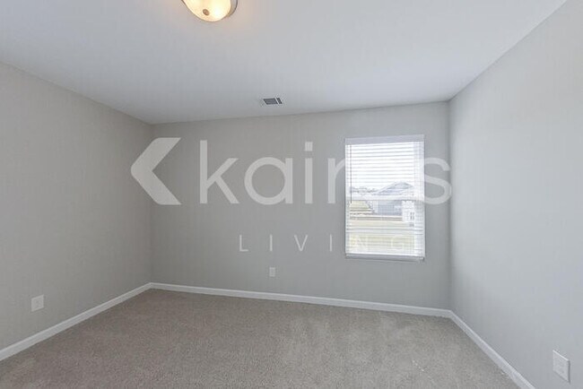 Building Photo - 7355 Foggy River Dr