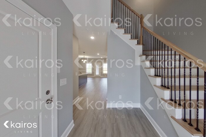 Building Photo - 3717 Oak Leaf Way
