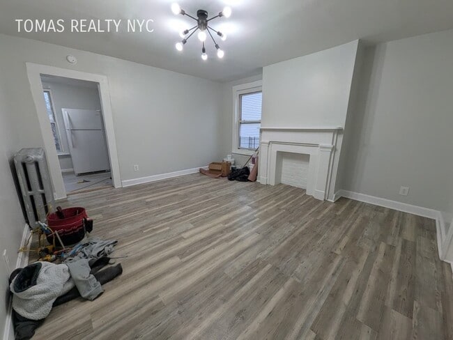 Building Photo - 4 Union Pl