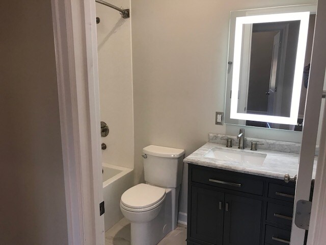 Building Photo - 205 N Williams St