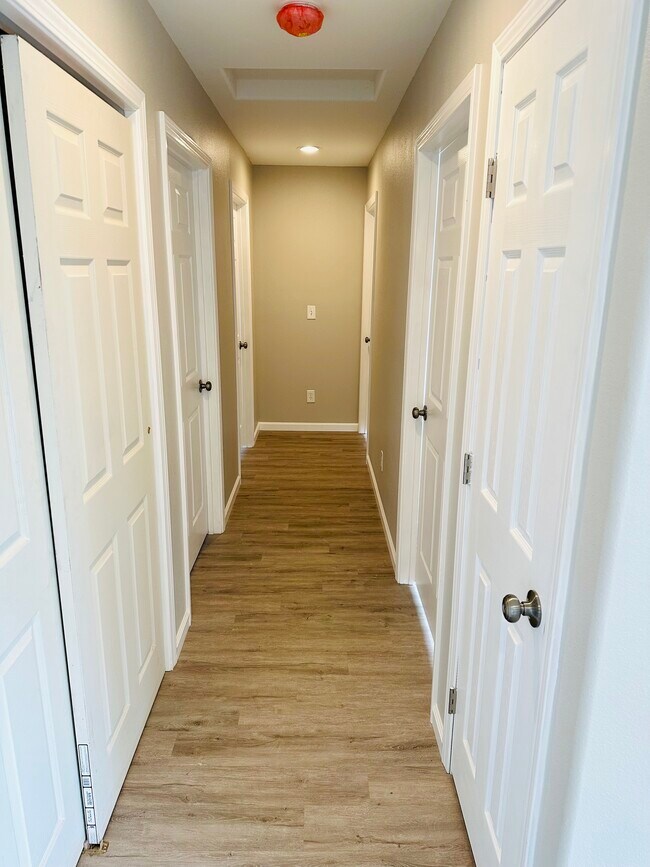 Building Photo - 55 Mill Rd