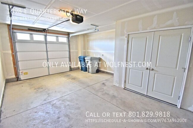 Building Photo - 1098 Quarter Deck Wy