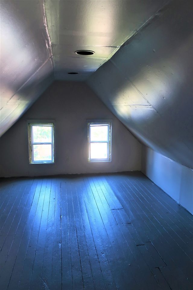 Building Photo - 238 Miller St