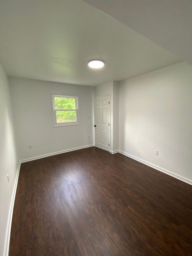 Building Photo - Available July 2026 - Completely renovated 3 bedroom home!