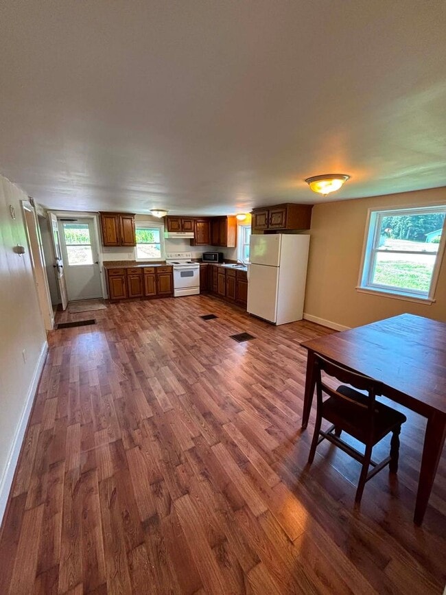 Building Photo - Charming Rental in Honey Brook, PA