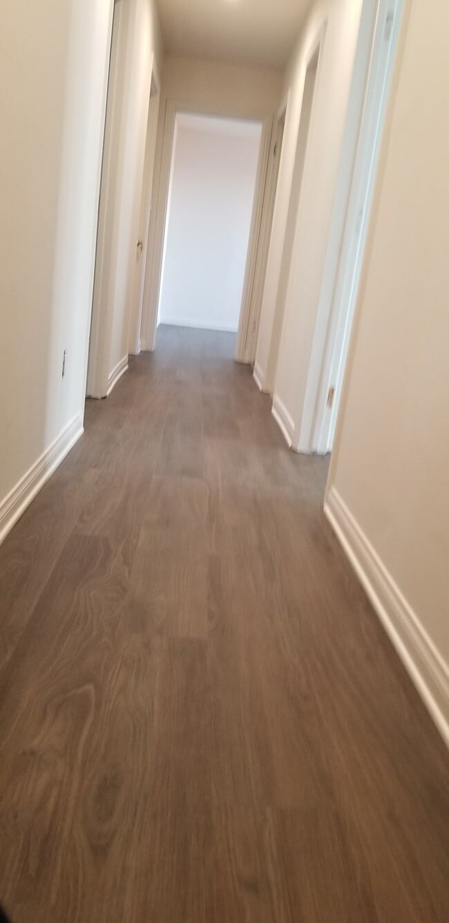 Building Photo - 5666 Dorothy Way