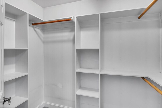 Building Photo - Ranch Floorplan with Upstairs Bonus Room on .78 acres! 2 Car Garage