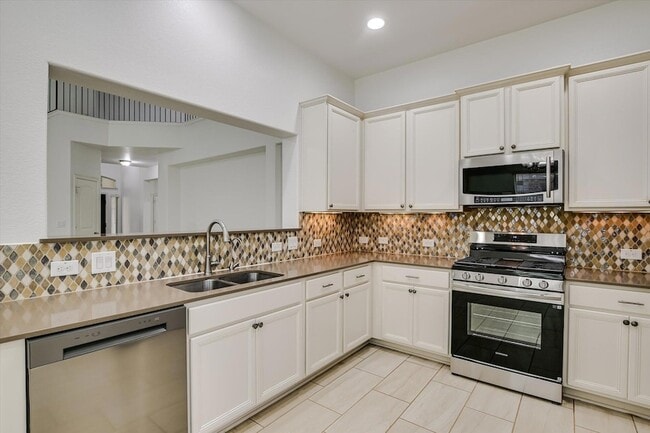 Building Photo - 14209 Marathon Rd