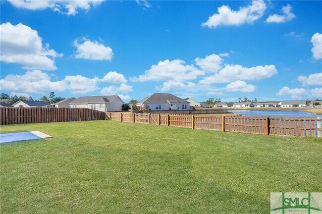 Building Photo - 179 Willow Point Cir