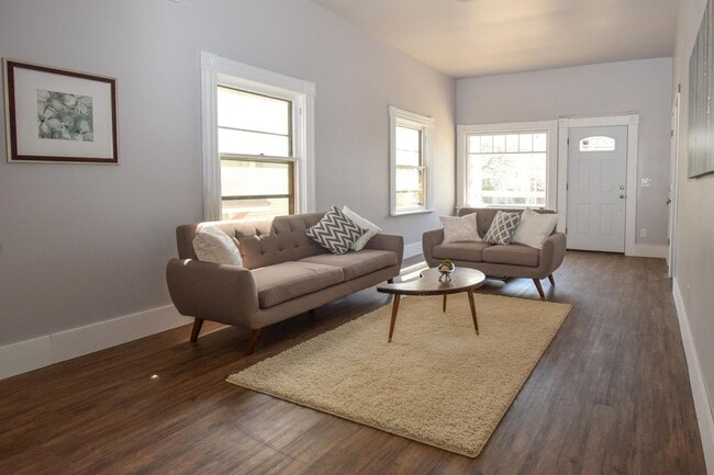 Building Photo - Morrison