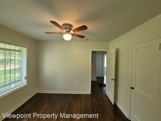 Building Photo - 3 br, 1 bath House - 2092 Delowe Dr