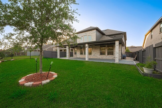 Building Photo - 18107 Callander Ave