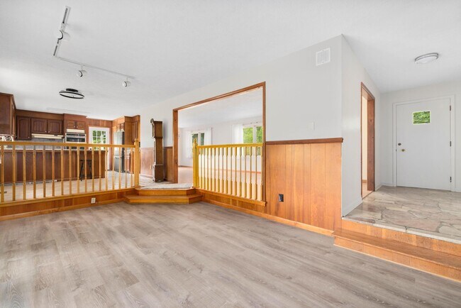 Building Photo - 2209 King College Rd