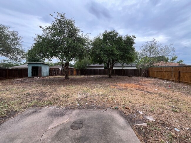 Building Photo - ONE STORY TULOSO MIDWAY HOME