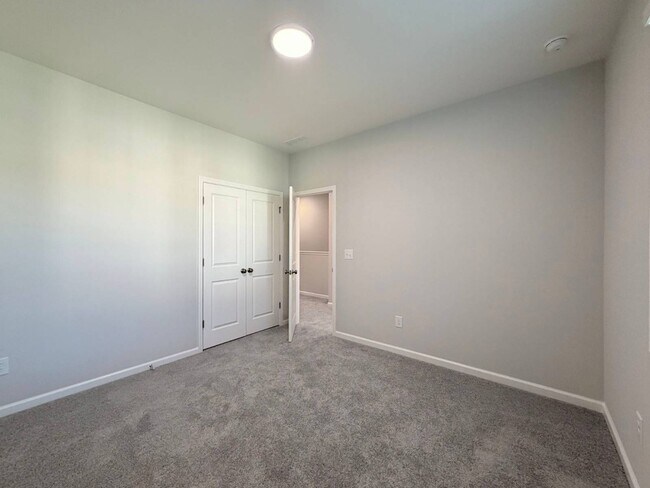 Building Photo - 2459 Englemann Dr