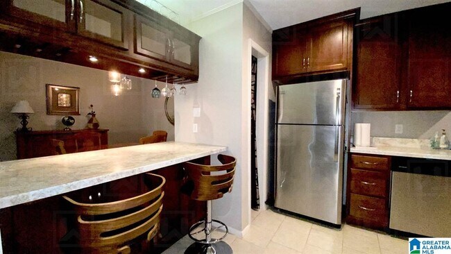 Building Photo - 110 Woodland Village