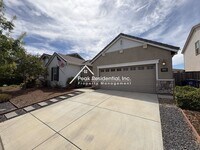 Building Photo - 3490 Edington Dr