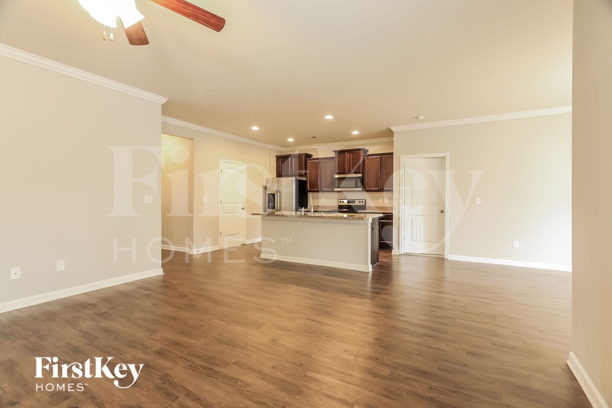 Building Photo - 5021 Bella Ct