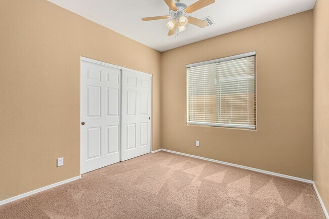 Building Photo - Must See 4 Bedroom Home near San Tan Mall