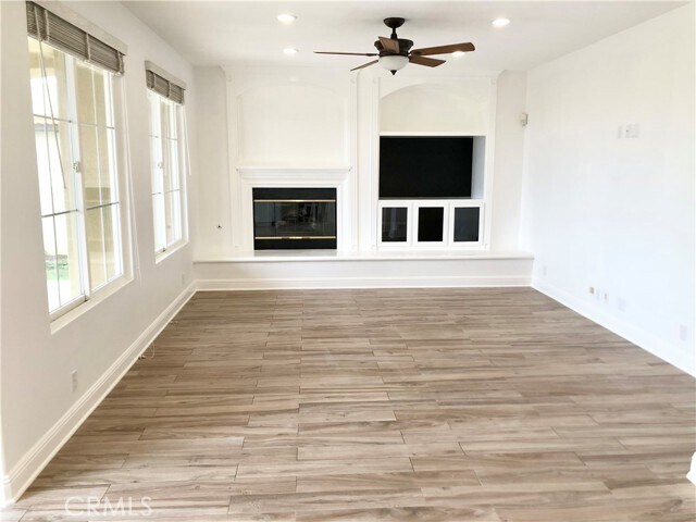 Building Photo - 24 Tesoro