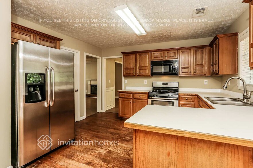 Building Photo - 5684 Dexter's Mill Pl