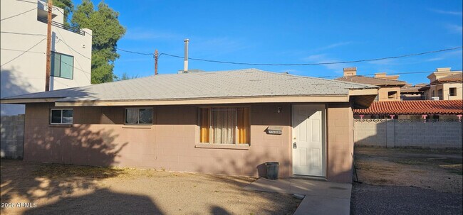 Building Photo - 2138 E Turney Ave