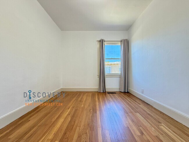 Building Photo - Newly Renovated & Turn-Key Home in Prime El Cerrito Walking Distance to BART and Parks
