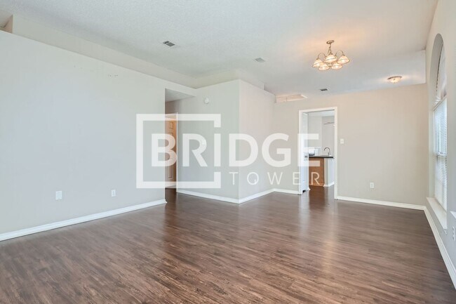 Building Photo - 5908 Firethorn Dr