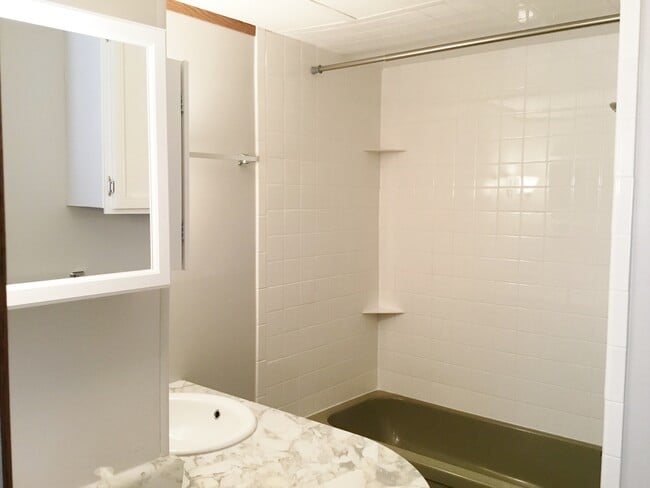 Building Photo - Recently Remodeled Two Bedroom/1 Bath Mobile Home near Downtown Clover!!