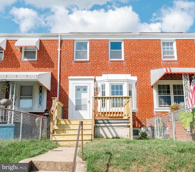 Building Photo - 1046 Middlesex Rd
