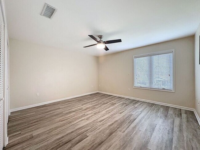 Building Photo - Exquisite Lake County Home with Lake Harris Views