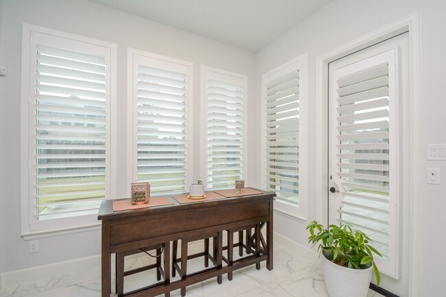 Building Photo - 11947 Gramina Way