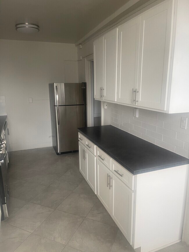 Building Photo - 2005 John F Kennedy Blvd