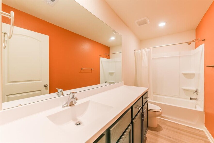 Building Photo - 15238 Snowdrop Field Dr