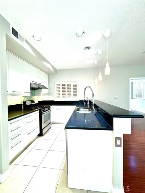 Building Photo - 2072 Villa Del Lago Dr