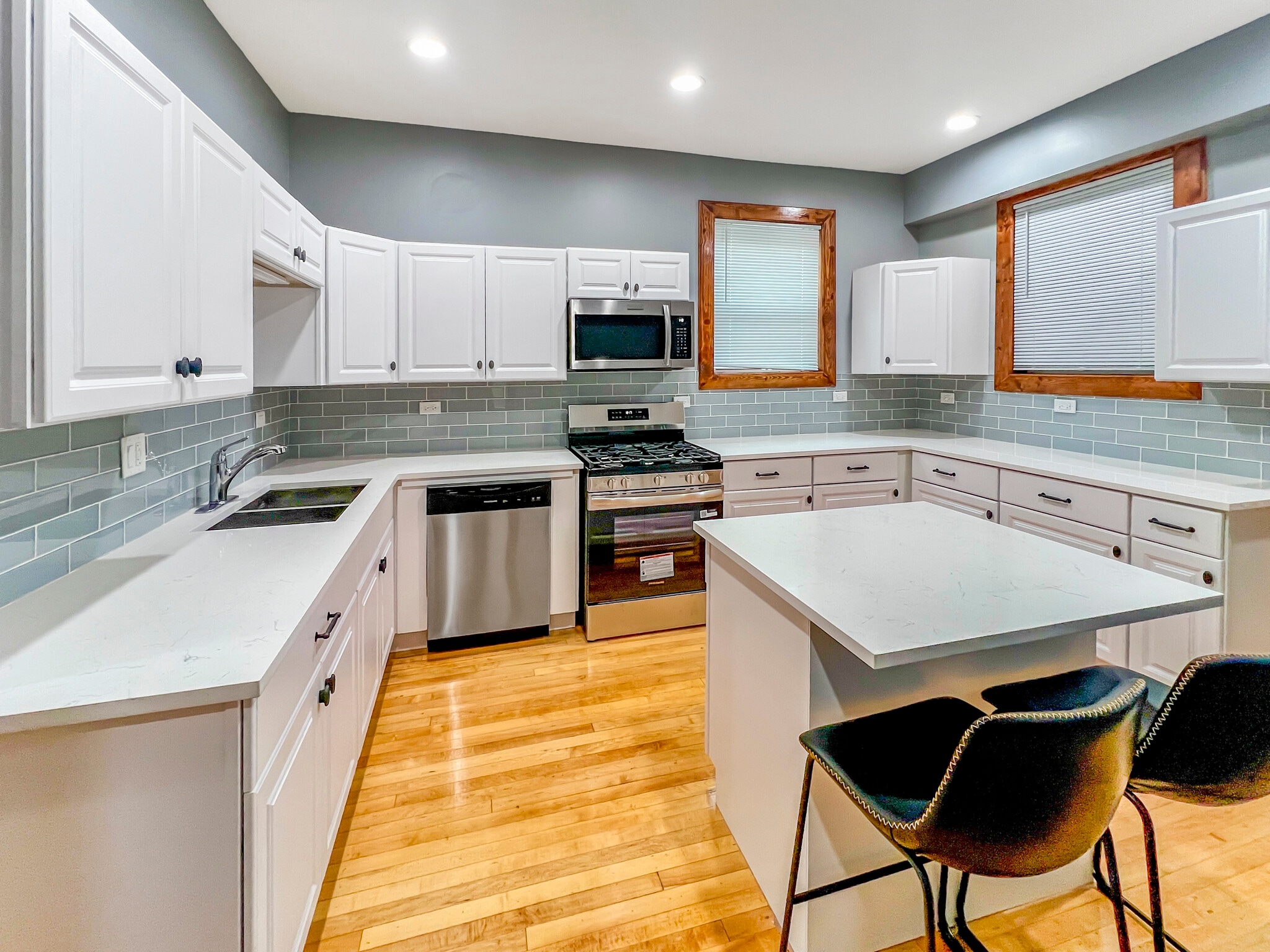 Building Photo - 3110 N Davlin Ct