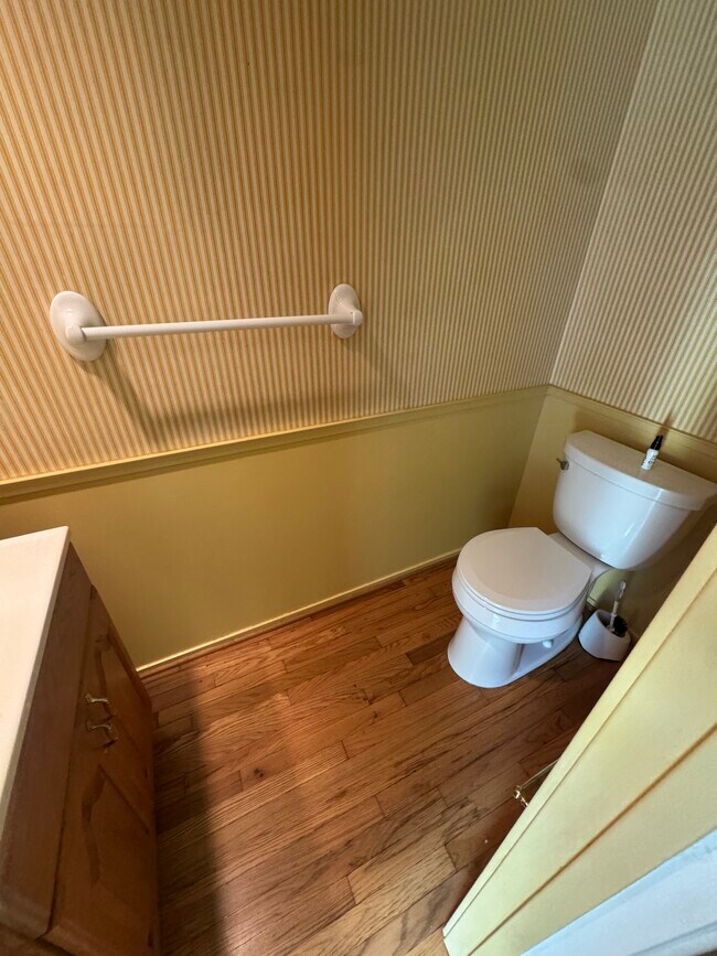 Building Photo - 19621 Sparr Spring Rd