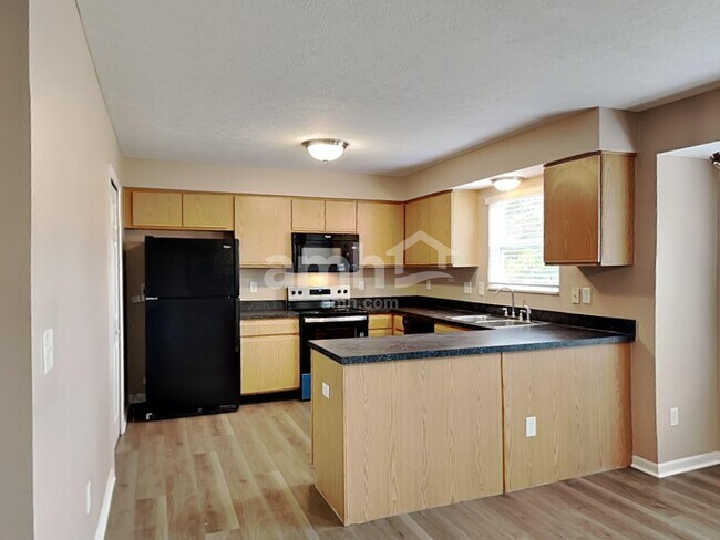 Building Photo - 5841 Privilege Dr