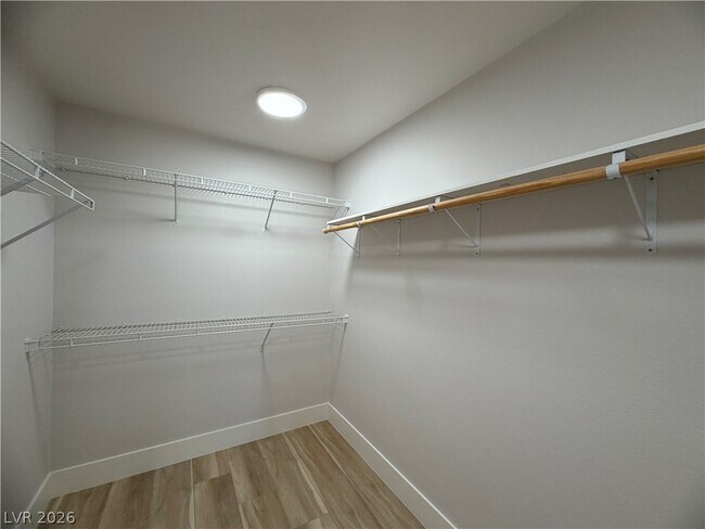 Building Photo - 5004 Elm Grove Dr