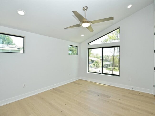 Building Photo - 1710 Adina St