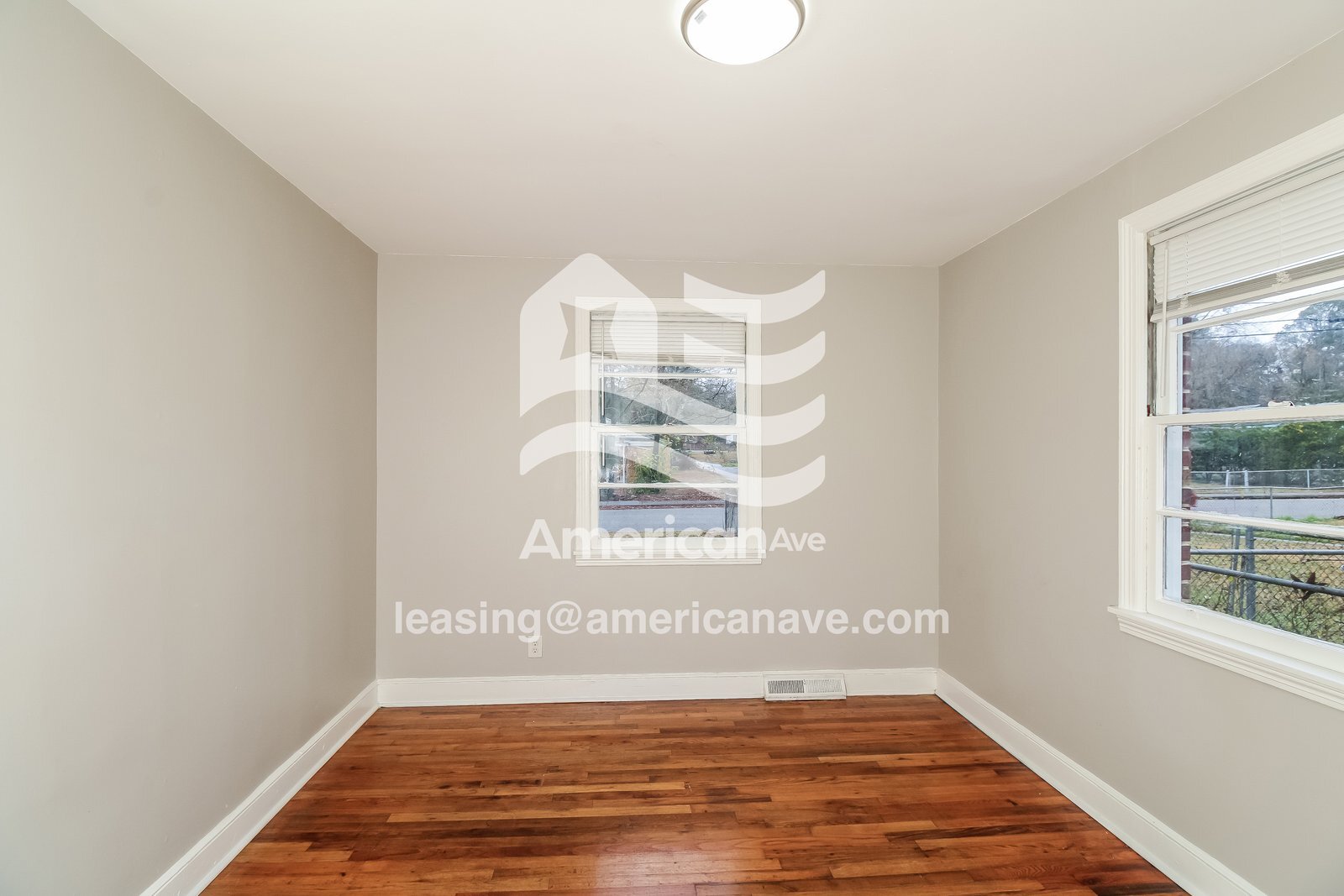 Building Photo - 5120 Floran St