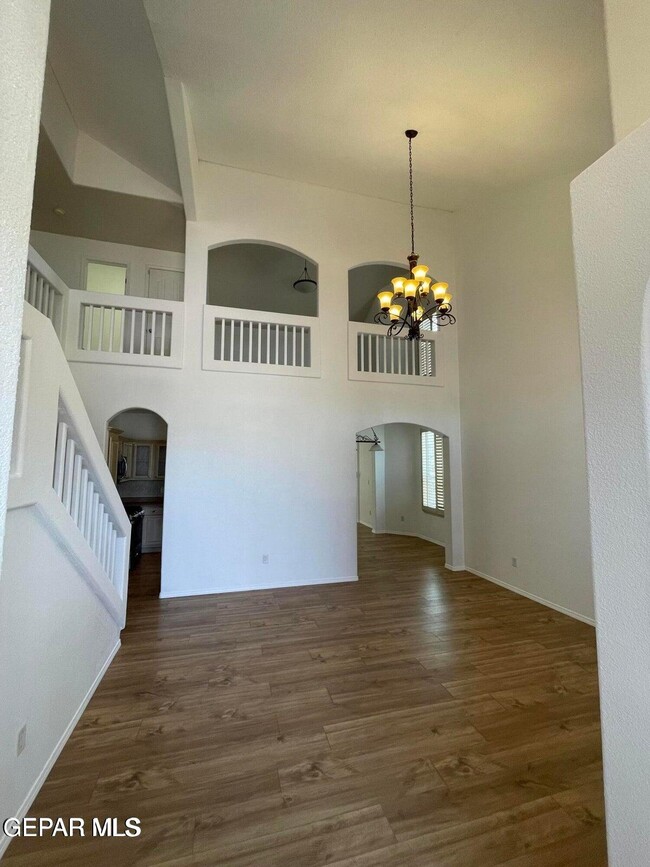 Building Photo - 6376 Dakota Ridge Dr