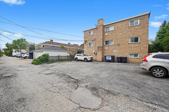 Building Photo - 200 S Blvd-1A
