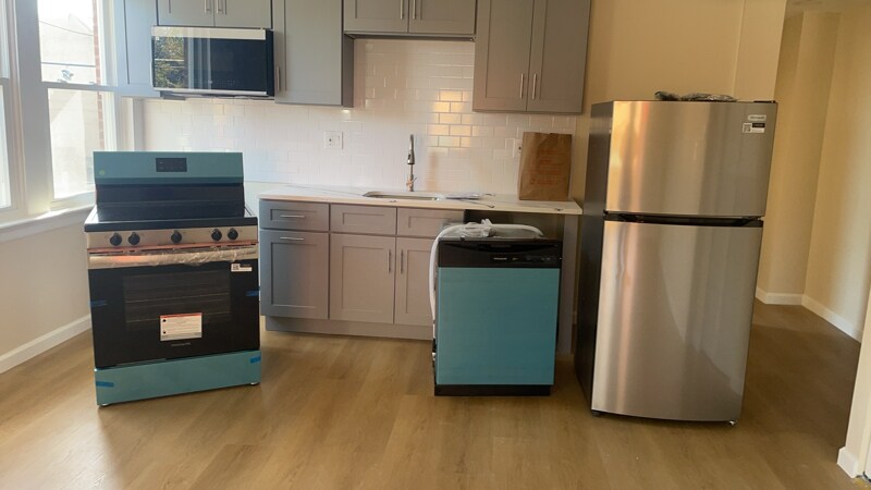 Building Photo - 1318 E Luzerne St