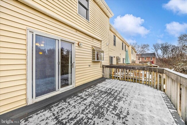 Building Photo - 19 Stonewall Ct