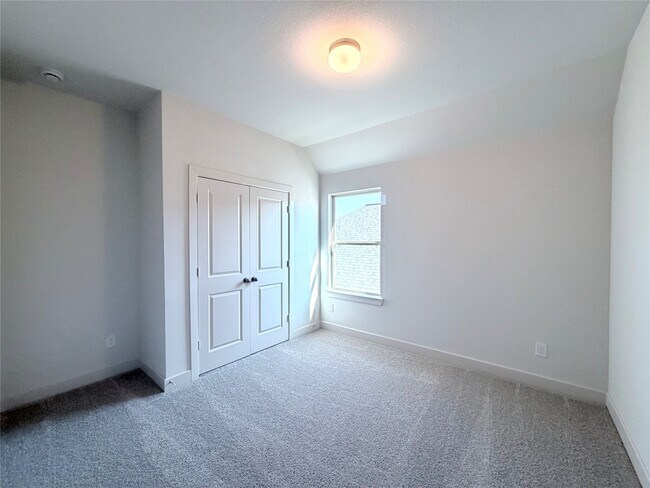 Building Photo - 31174 Riley Hts Dr