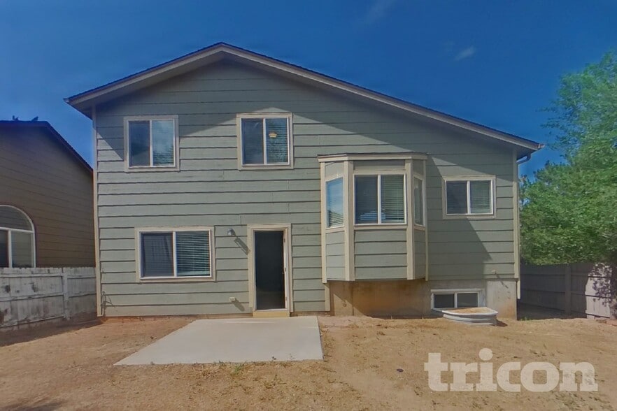 Building Photo - 7271 Araia Dr