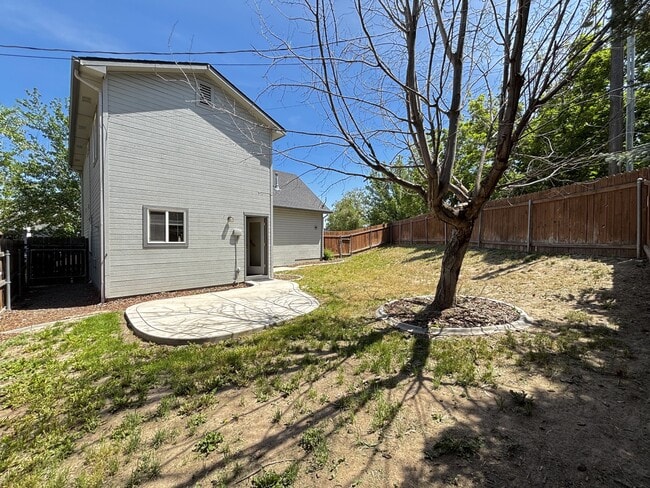 Building Photo - 1309 S Lincoln Ave